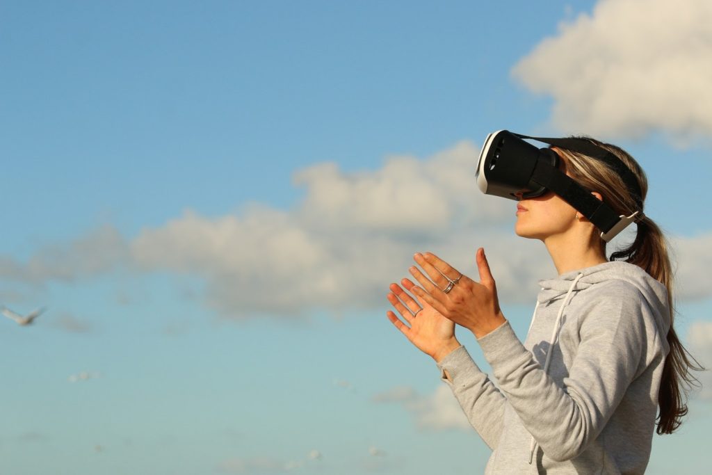 Woman using a 3D VR