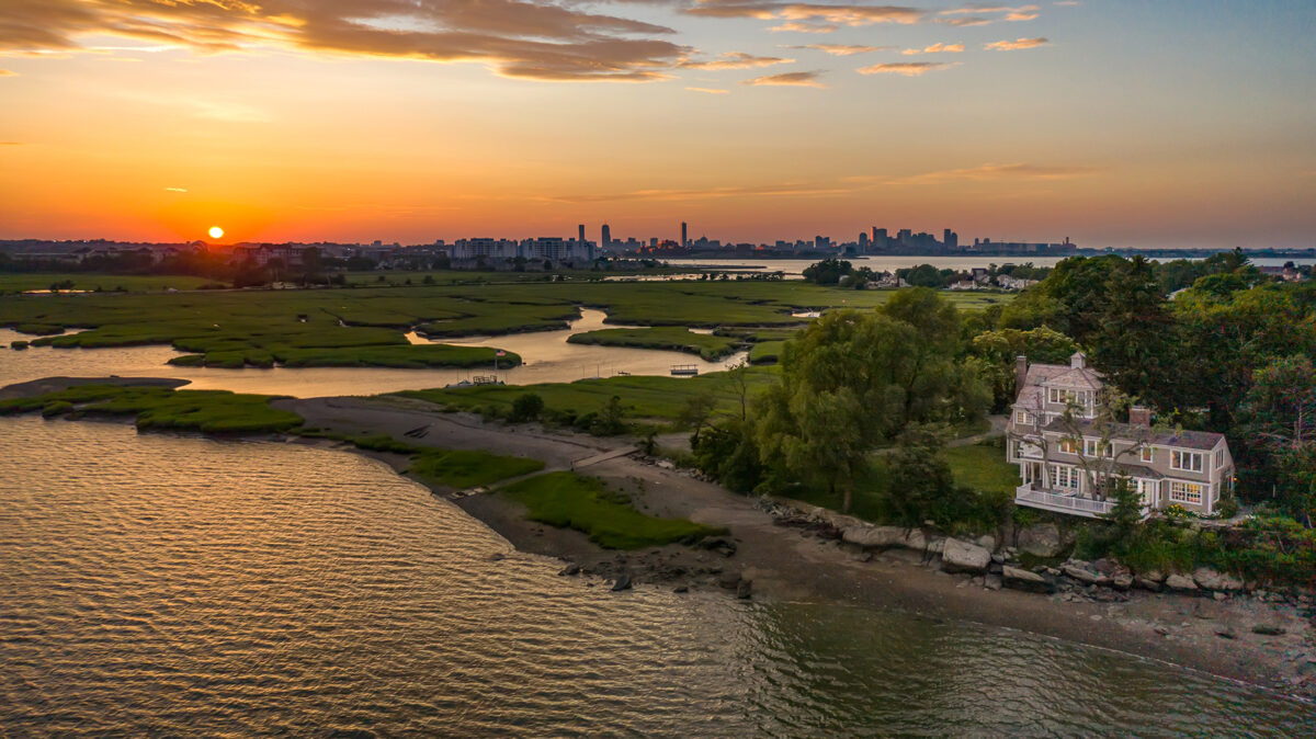 A horizon with sunset and river