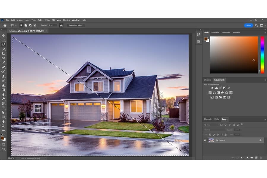 Creating a diagonal selection by dragging a cursor in the middle of an image of a two storey house